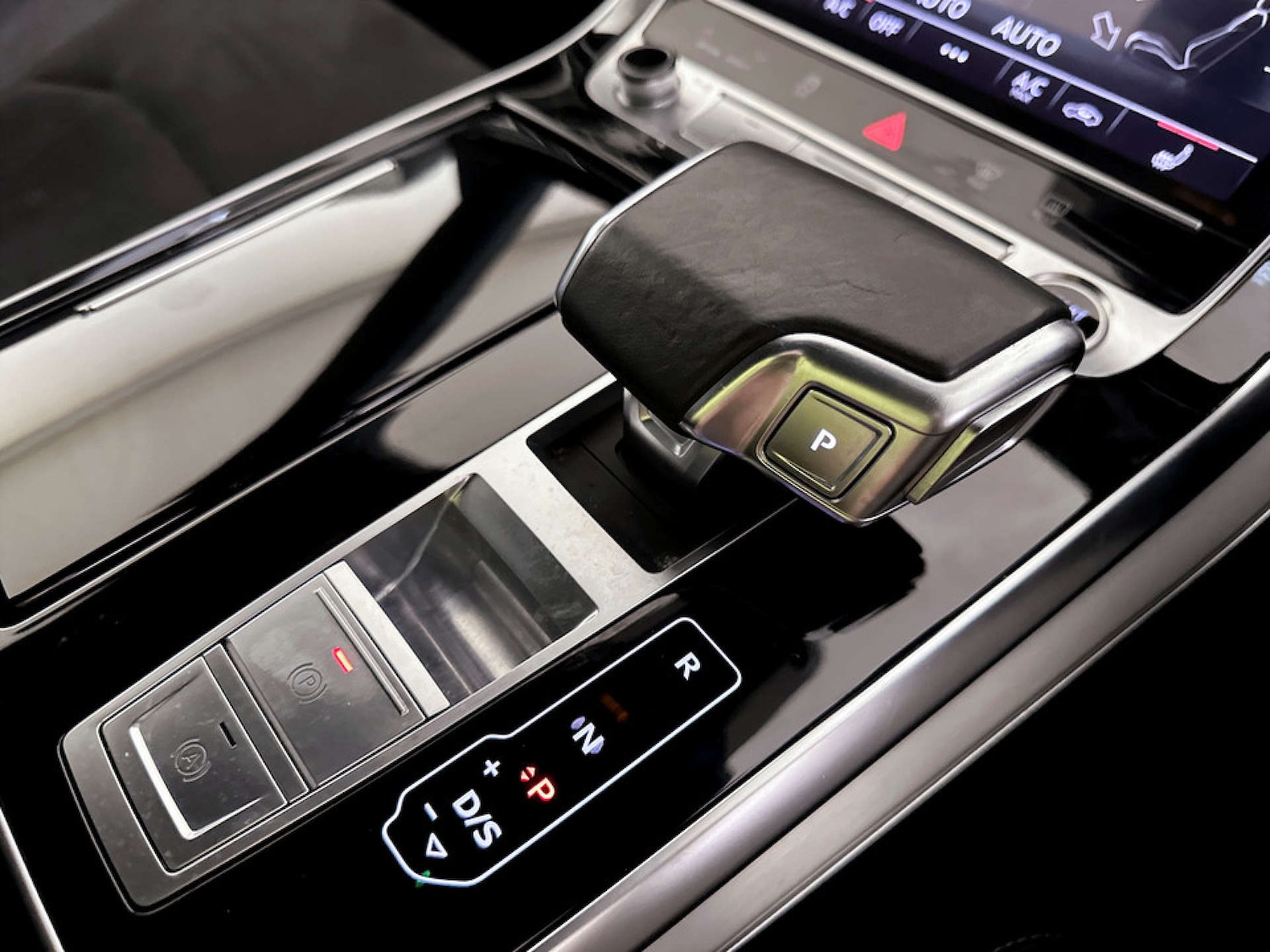 Used Audi Q8 2021 for sale - 77422800: Photo 26