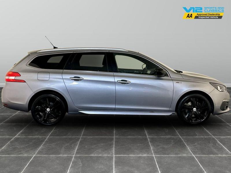 Used Peugeot 308 SW 2018 for sale - 76329687: Photo 11