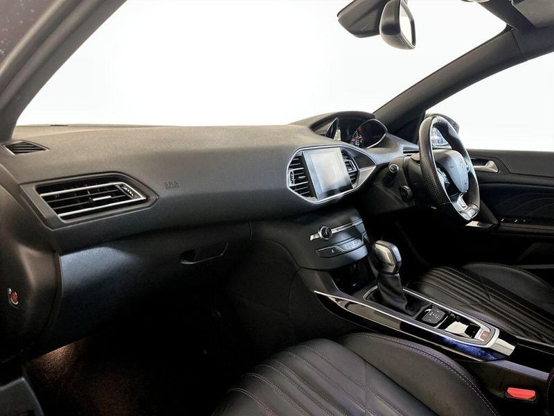 Used Peugeot 308 SW 2018 for sale - 76329687: Photo 12
