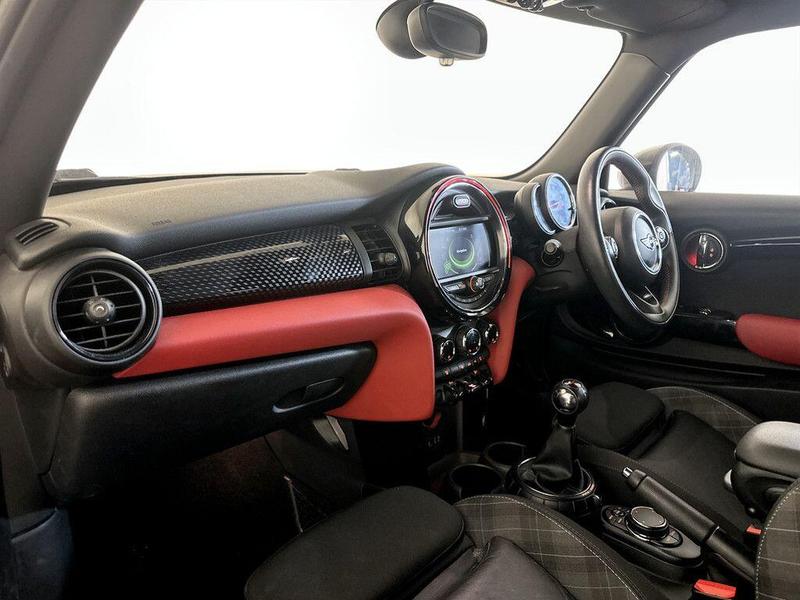 Used MINI Hatch 2017 for sale - 76467646: Photo 12