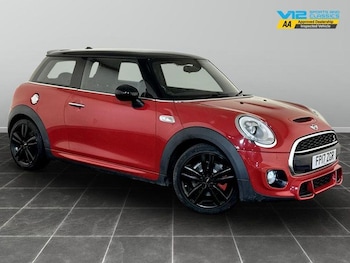 Used MINI Hatch 2017 for sale - 76467646: Photo
