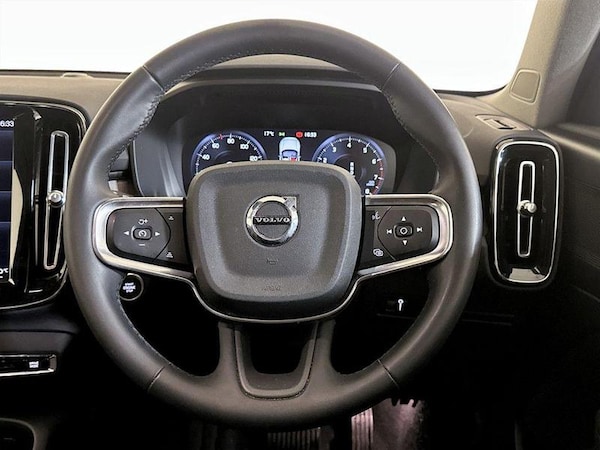 Used Volvo XC40 2022 for sale - 75712387: Photo 16