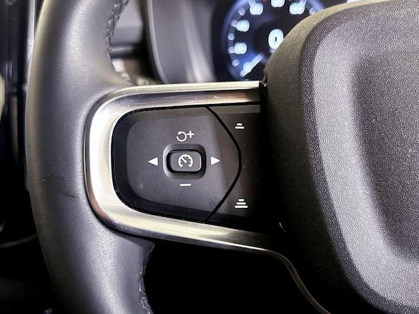 Used Volvo XC40 2022 for sale - 75712387: Photo 17