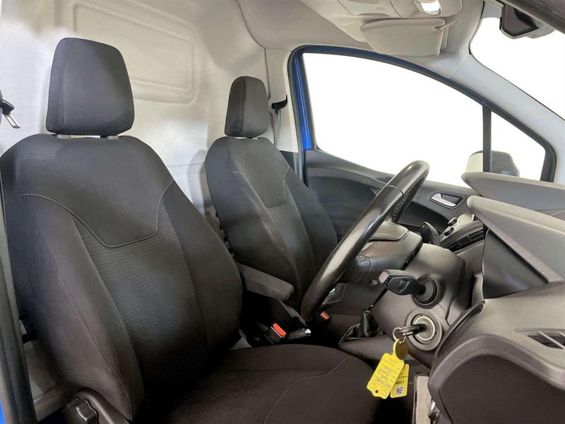 Used Ford Transit Courier 2020 for sale - 77061380: Photo 13
