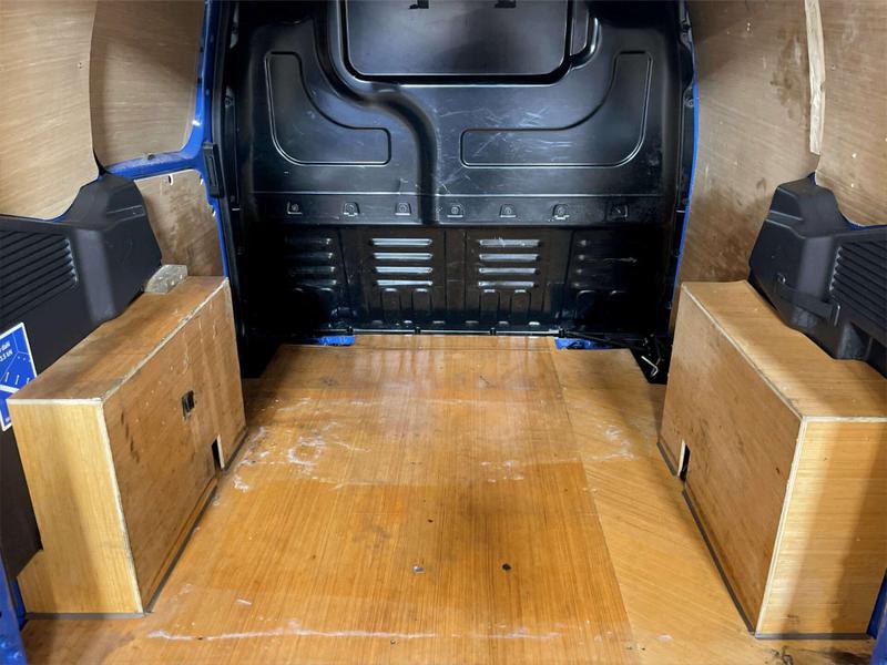 Used Ford Transit Courier 2020 for sale - 77061380: Photo 15