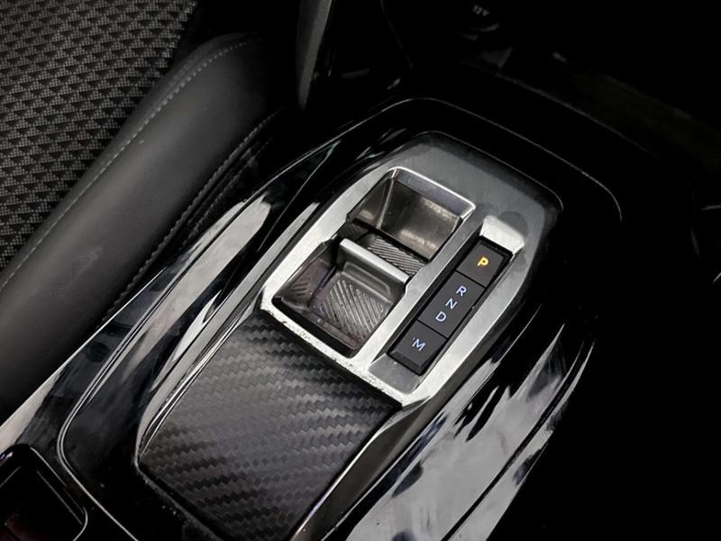 Used Peugeot 2008 2023 for sale - 77025777: Photo 25