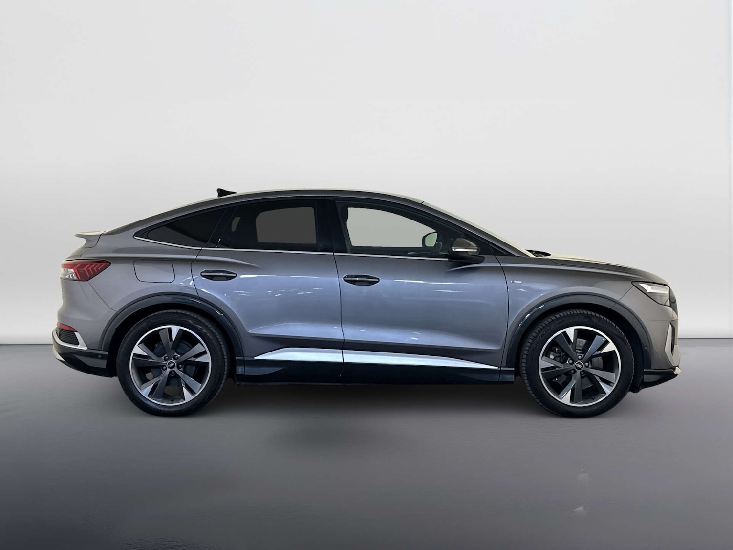 Used Audi Q4 e-tron 2022 for sale - 77961737: Photo 11