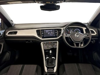 Used Volkswagen T-Roc 2020 for sale - 77113056: Photo