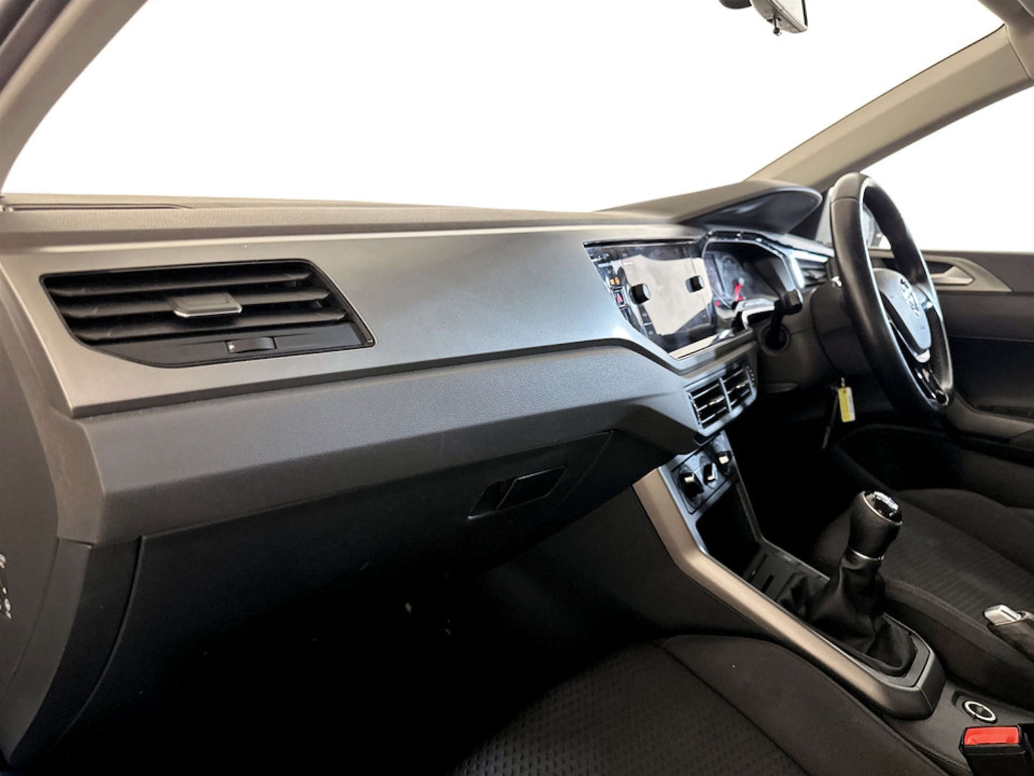 Used Volkswagen Polo 2018 for sale - 77452468: Photo 11