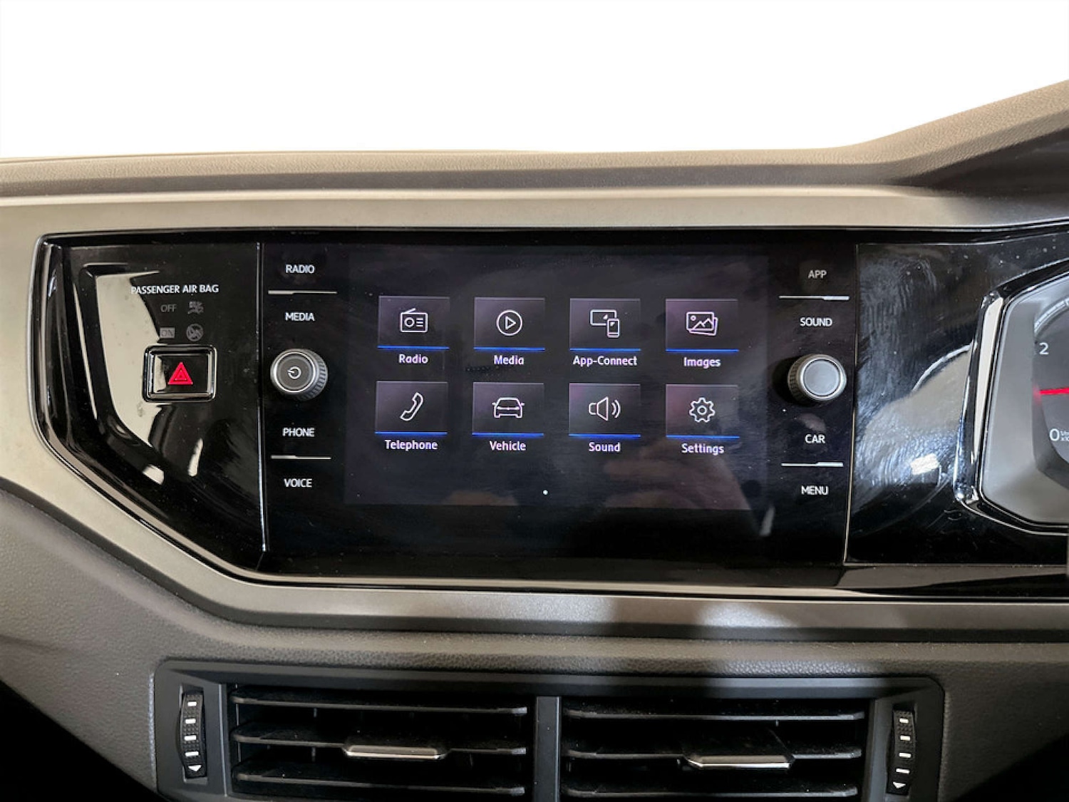 Used Volkswagen Polo 2018 for sale - 77452468: Photo 19