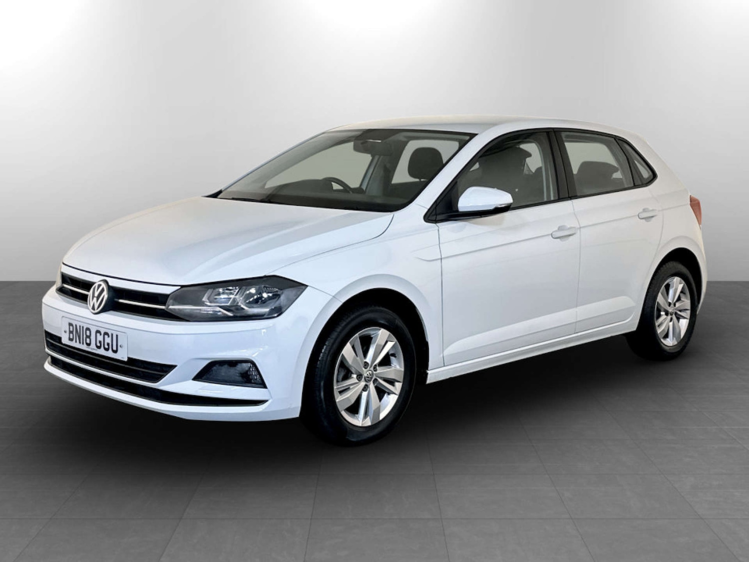 Used Volkswagen Polo 2018 for sale - 77452468: Photo 5