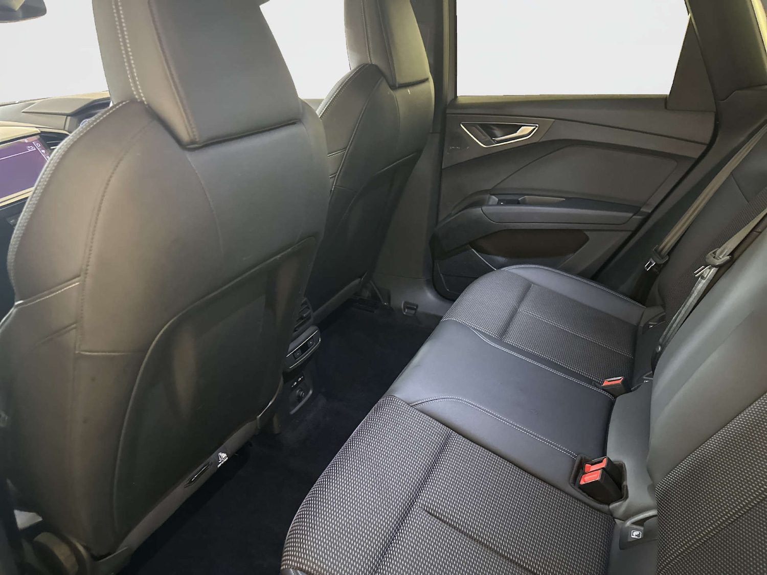 Used Audi Q4 e-tron 2023 for sale - 78182152: Photo 14