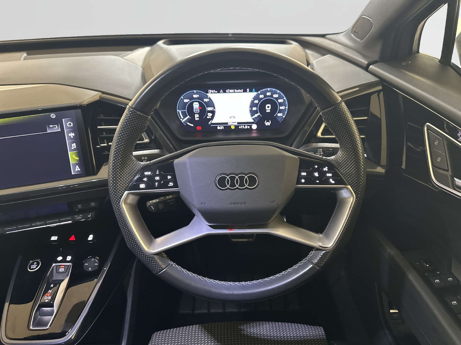 Used Audi Q4 e-tron 2023 for sale - 78182152: Photo 16