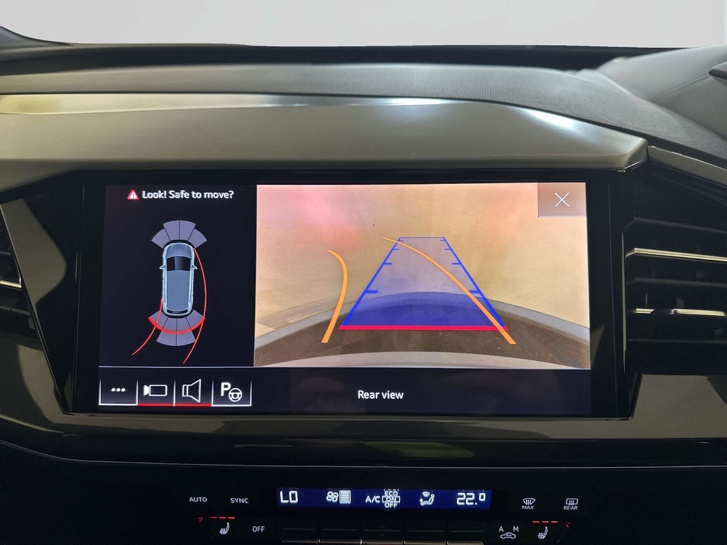 Used Audi Q4 e-tron 2023 for sale - 78182152: Photo 20