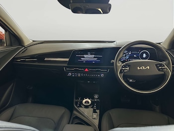 Used Kia Niro 2023 for sale - 78747973: Photo