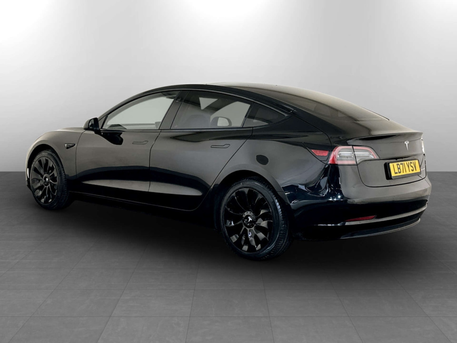 Used Tesla Model 3 2021 for sale - 77276716: Photo 8