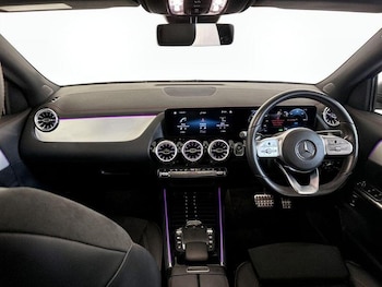 Used Mercedes-Benz EQA 2022 for sale - 76611264: Photo