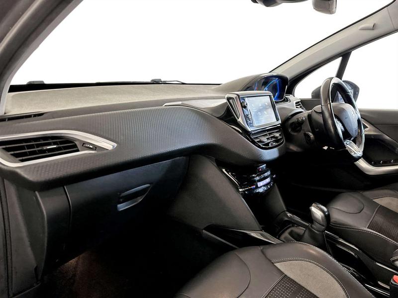 Used Peugeot 2008 2017 for sale - 77036735: Photo 12