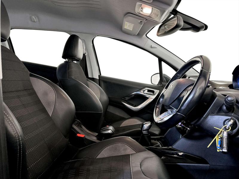 Used Peugeot 2008 2017 for sale - 77036735: Photo 13