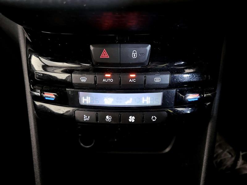 Used Peugeot 2008 2017 for sale - 77036735: Photo 23