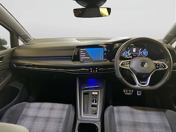 Used Volkswagen Golf 2021 for sale - 78722139: Photo