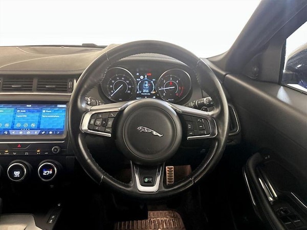Used Jaguar E-Pace 2018 for sale - 76277198: Photo 16
