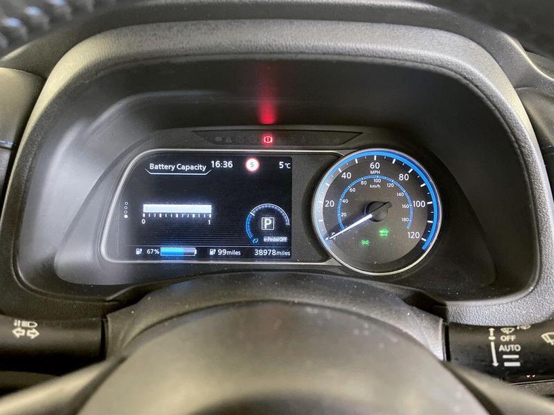 Used Nissan Leaf 2018 for sale - 76706060: Photo 17