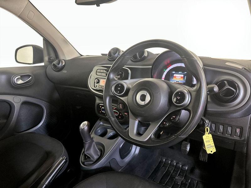 Used smart fortwo 2018 for sale - 76385078: Photo 15