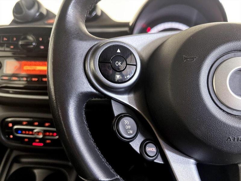 Used smart fortwo 2018 for sale - 76385078: Photo 17