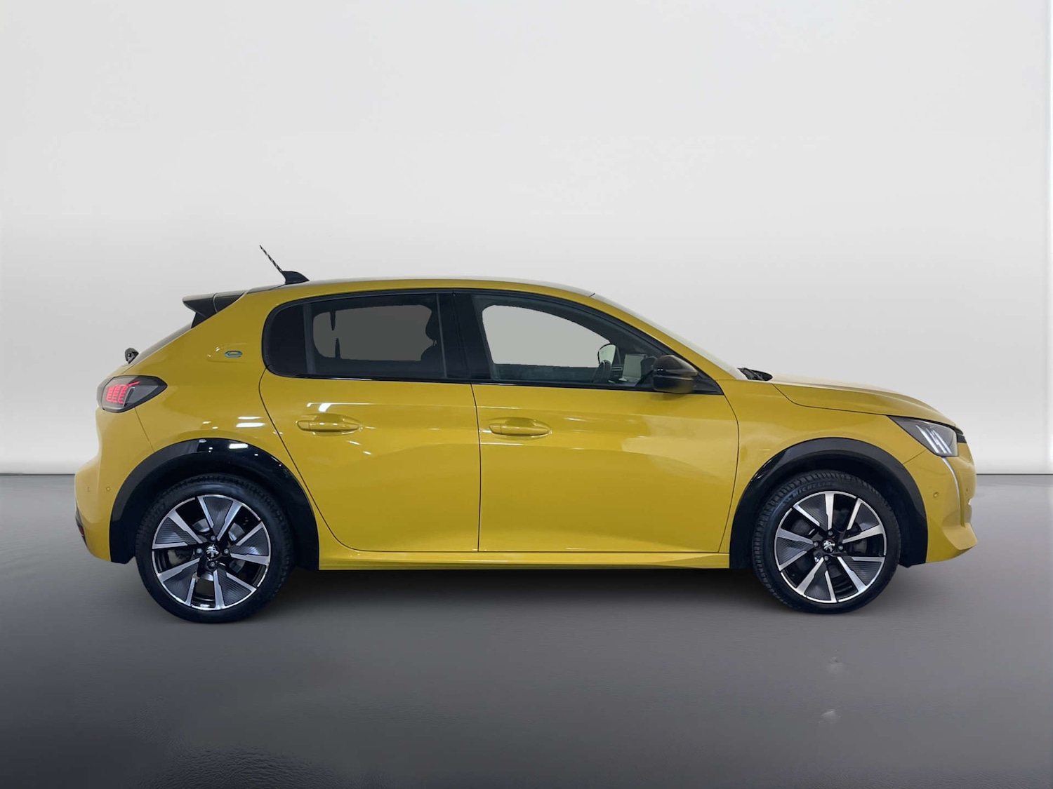 Used Peugeot 208 2023 for sale - 78094429: Photo 11