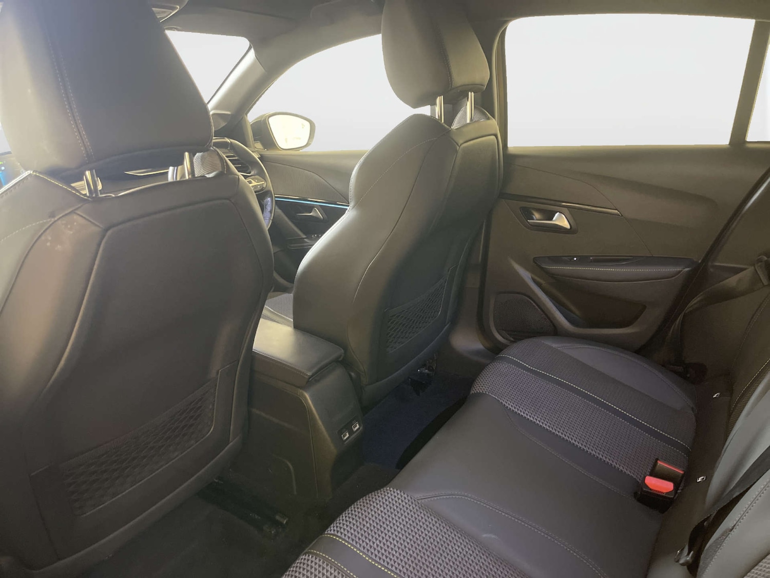 Used Peugeot 208 2023 for sale - 78094429: Photo 14