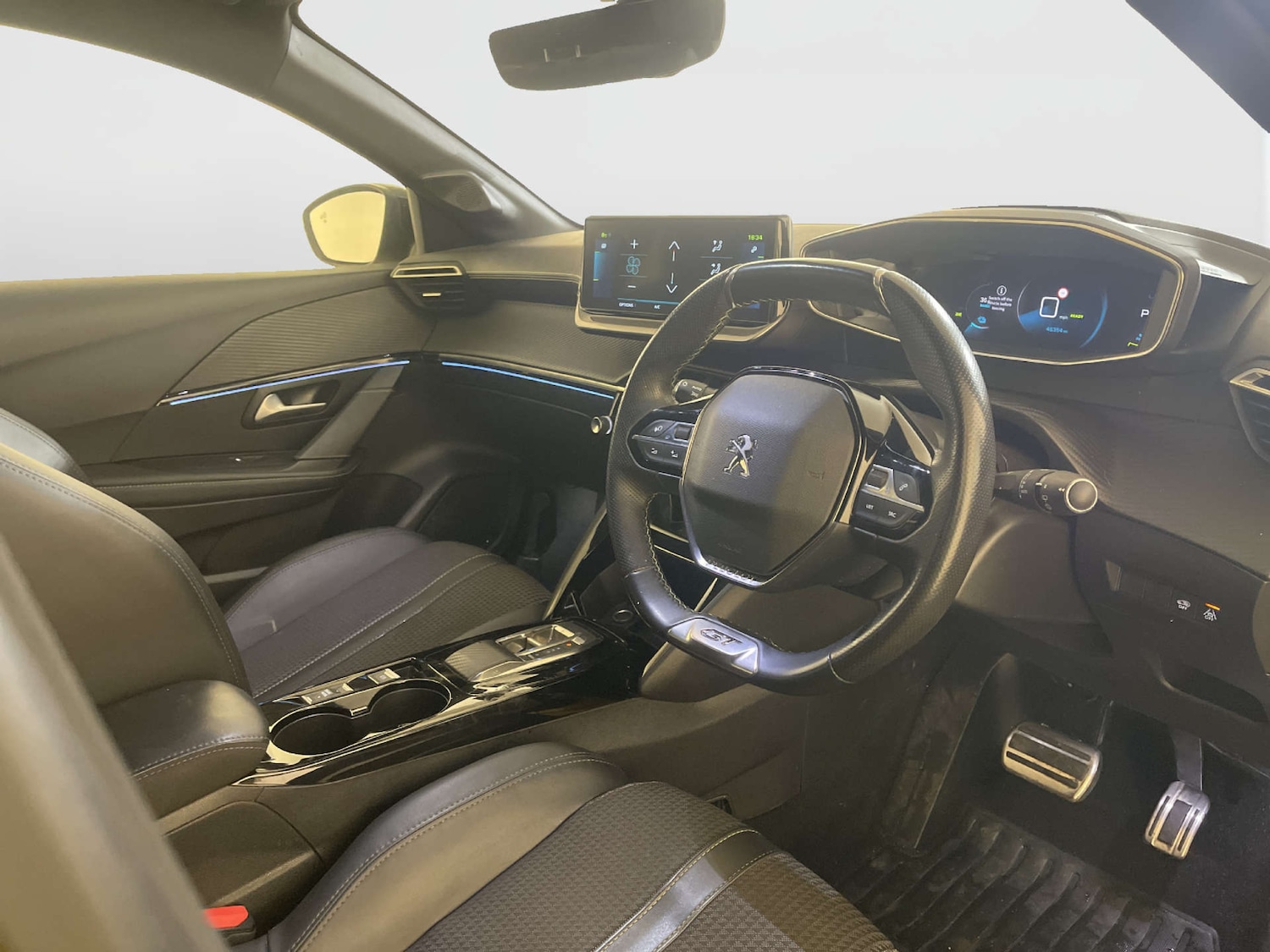 Used Peugeot 208 2023 for sale - 78094429: Photo 15