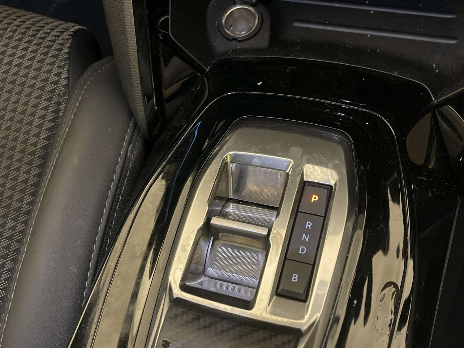 Used Peugeot 208 2023 for sale - 78094429: Photo 24