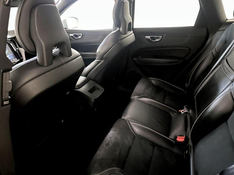 Used Volvo XC60 2018 for sale - 76494482: Photo 15