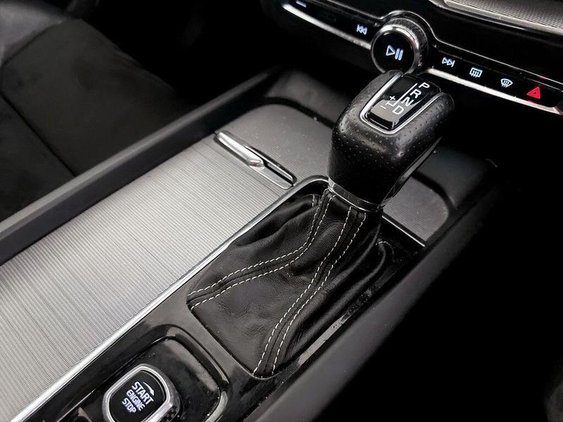 Used Volvo XC60 2018 for sale - 76494482: Photo 25