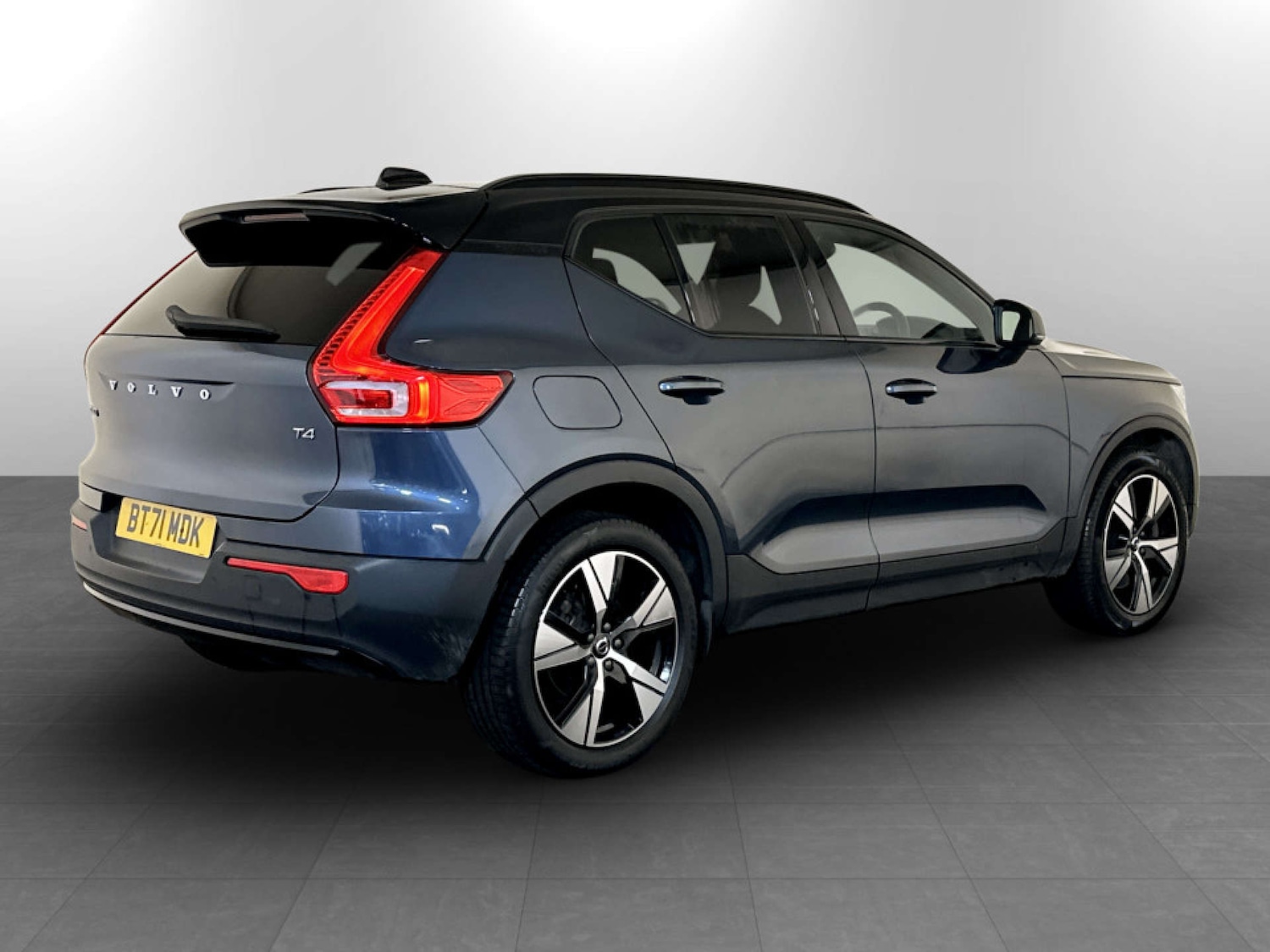 Used Volvo XC40 2021 for sale - 77452477: Photo 9
