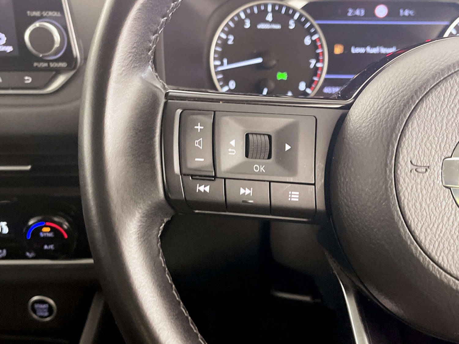 Used Nissan Qashqai 2022 for sale - 77185637: Photo 17