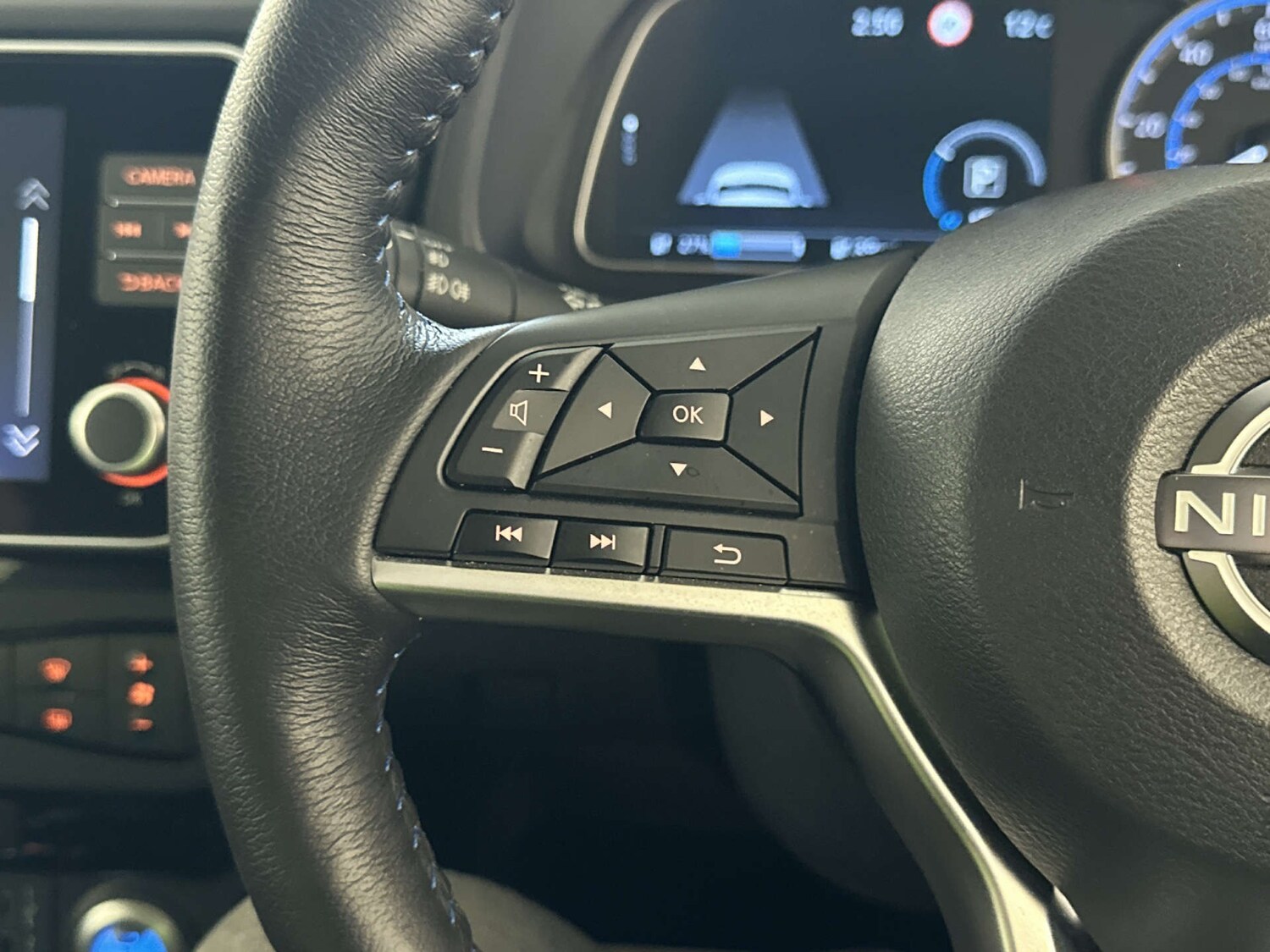 Used Nissan Leaf 2023 for sale - 78150118: Photo 17