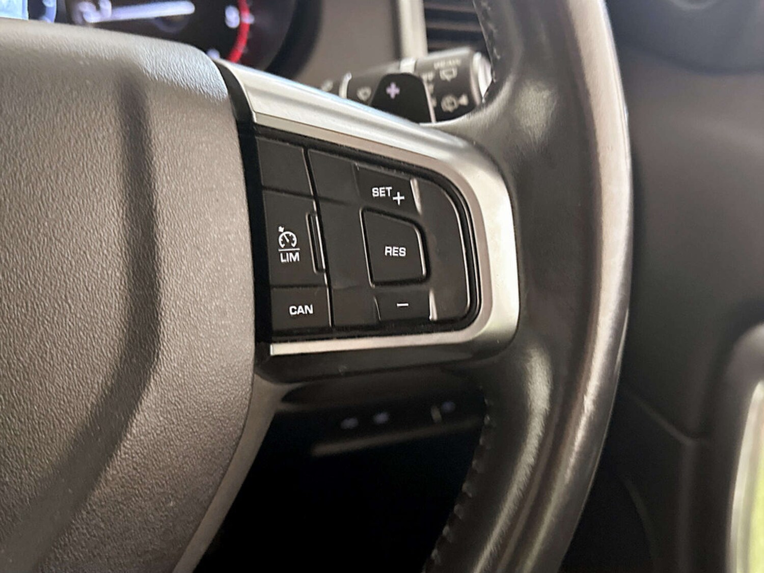 Used Land Rover Discovery Sport 2017 for sale - 77452437: Photo 19