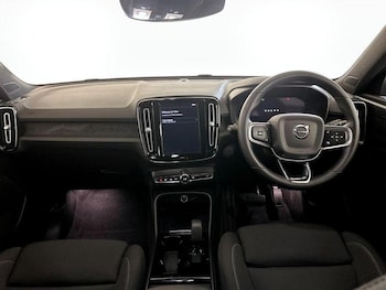 Used Volvo XC40 2022 for sale - 76673185: Photo