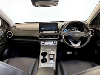 Used Hyundai KONA 2021 for sale - 76968512: Photo