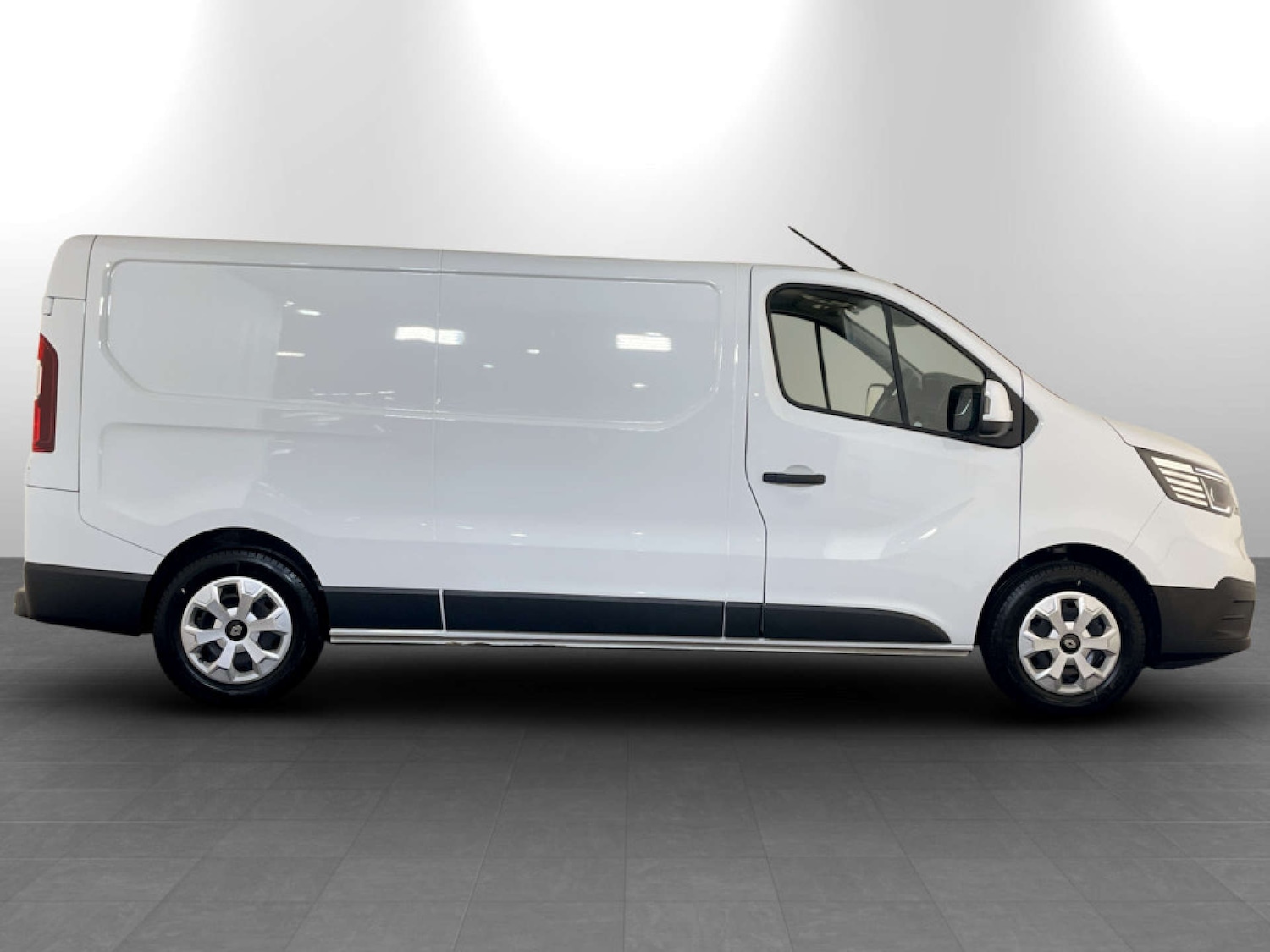 Used Renault Trafic 2025 for sale - 77185660: Photo 10