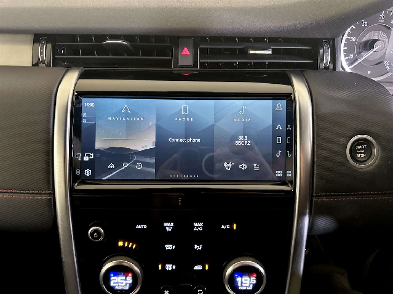 Used Land Rover Discovery Sport 2021 for sale - 77185526: Photo 24