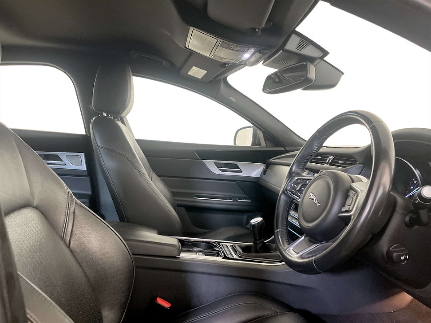 Used Jaguar XF 2018 for sale - 77492517: Photo 13