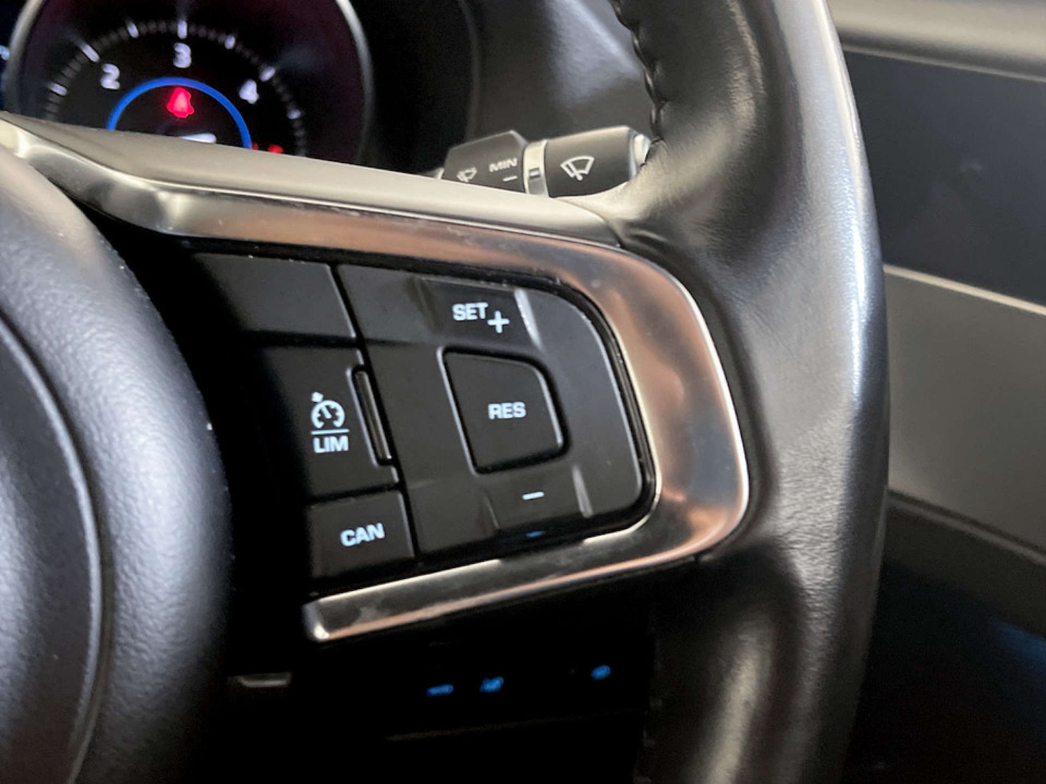 Used Jaguar XF 2018 for sale - 77492517: Photo 19