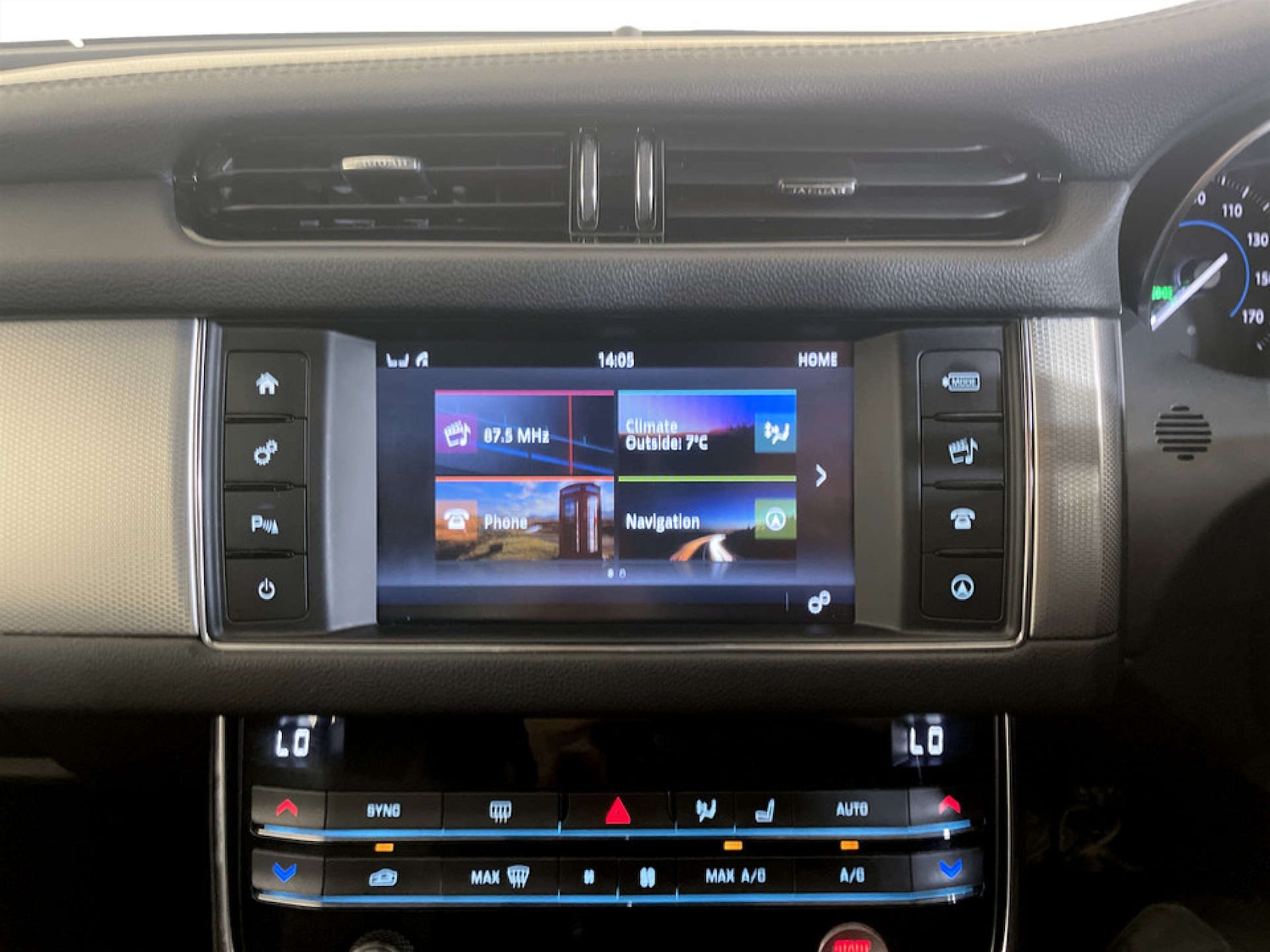 Used Jaguar XF 2018 for sale - 77492517: Photo 21