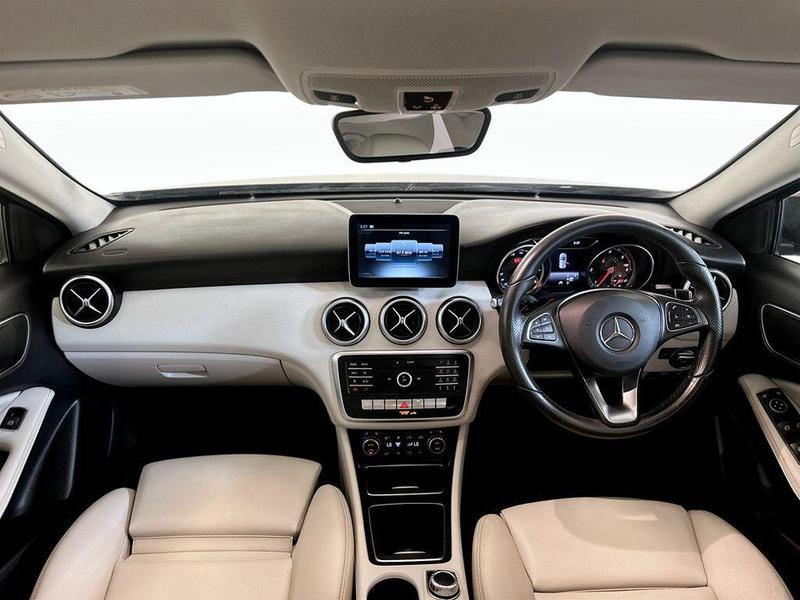 Used Mercedes-Benz A-Class 2017 for sale - 76391342: Photo 3