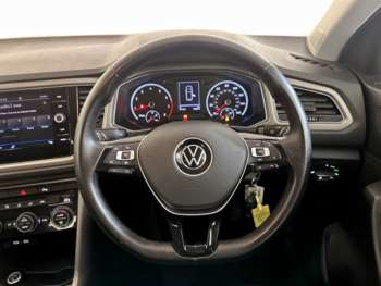 Used Volkswagen T-Roc 2021 for sale - 74730162: Photo