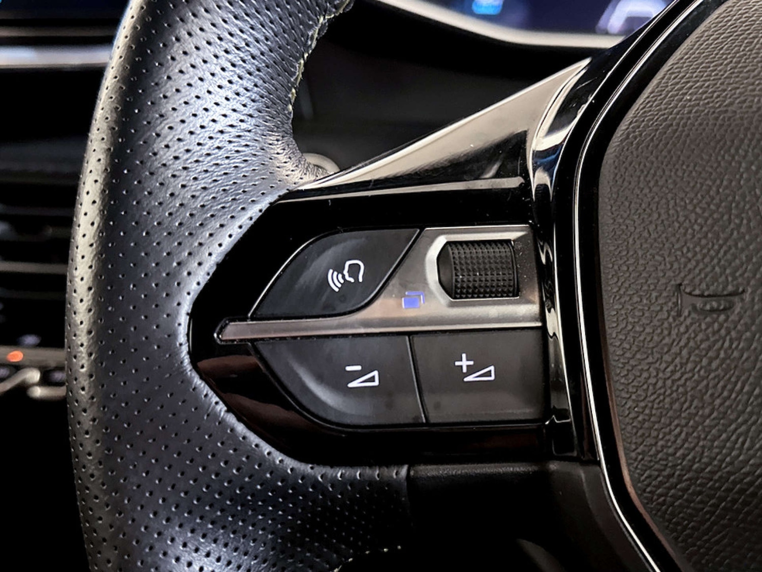 Used Peugeot 208 2021 for sale - 77690686: Photo 16