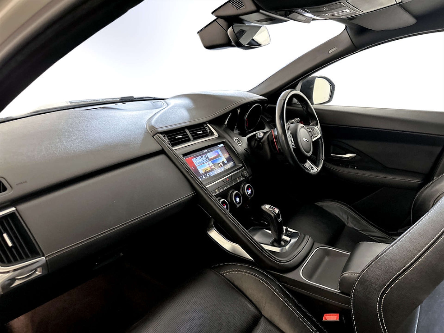 Used Jaguar E-Pace 2018 for sale - 77431895: Photo 10